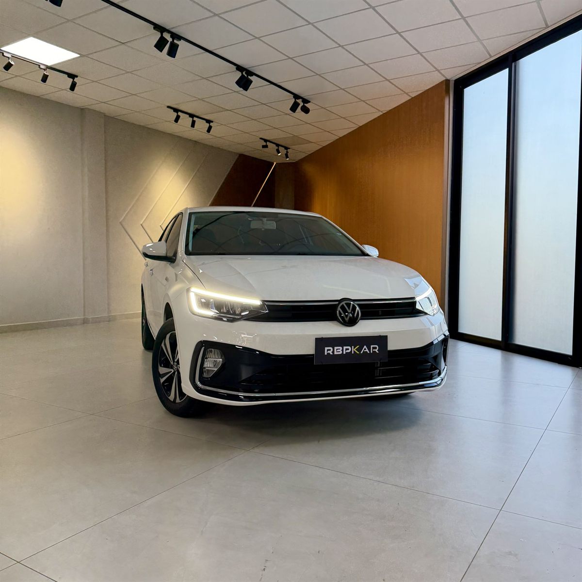 Volkswagen Virtus Comfort 200 TSI 1.0 Flex 12V Aut. 2025/2026 Branco